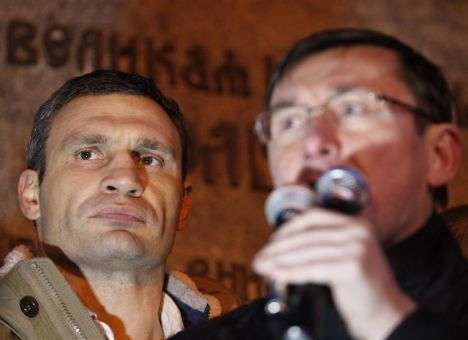 Луценко рассказал, как уступил Кличко и «порывался» уйти из Рады