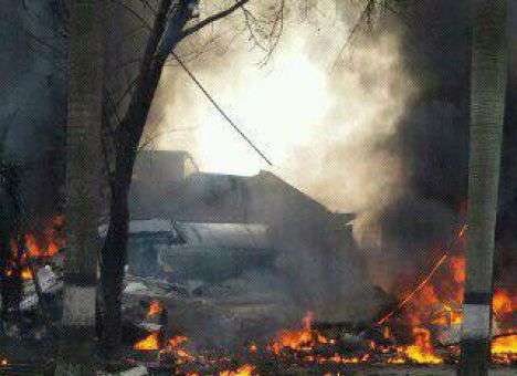 Опубликованы снимки с места авиакатастрофы, в которой погибло более 100 человек (ФОТО, ВИДЕО)