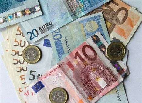 Богатейшие люди планеты каждый день беднеют из-за Греции