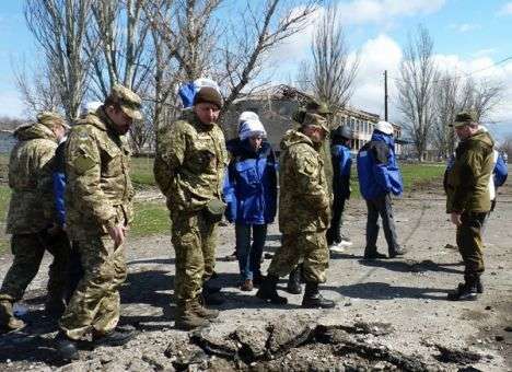 Все больше оружия в Донбассе выводится якобы для ремонта, - СММ ОБСЕ