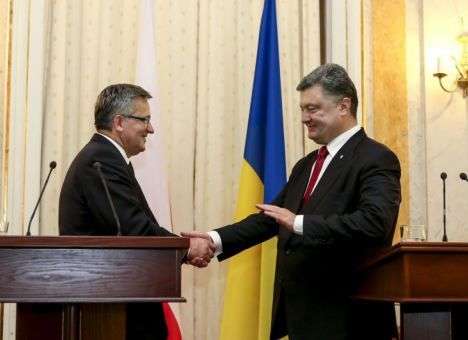 Порошенко назвал встречу с Коморовским очень продуктивной
