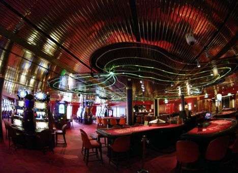 Абромавичус рассказал, как заставить иностранцев тратить деньги