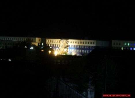 В Омске из-под руин продолжают доставать тела погибших военных