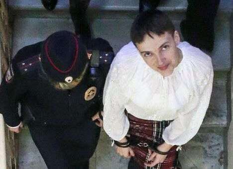 Савченко в СИЗО собирает вещи и просит защитить ее семью