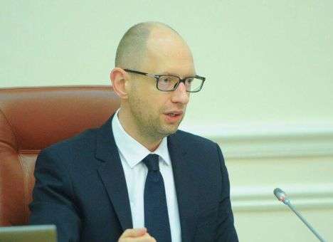 Яценюк подсчитал, во сколько обойдется индексация зарплат