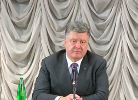 Порошенко извинился за Москаля