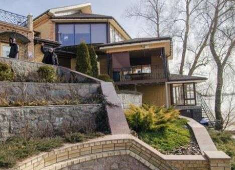 Операция - рекреация. Или как олигархи землю застраивают