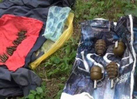 Военнослужащие воровали из части оружие (ФОТО)