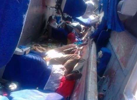 Опубликованы кадры с места страшного ДТП в России, в котором погибли 16 человек (ВИДЕО)