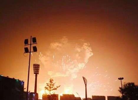 Адский салют: Опубликованы кадры страшного взрыва в Китае (ФОТО, ВИДЕО)