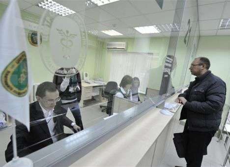 Назван налог, который украинцы «переплатили» уже в два раза