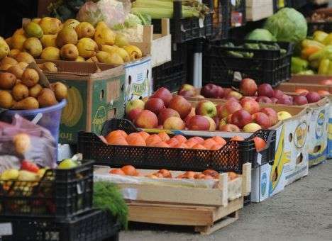 Киевской семье на ярмарке продали отравленные продукты
