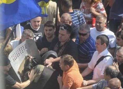 Тягнибок заявил, что не видел никаких повесток на допрос