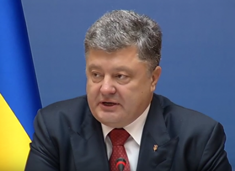 Вы будете в ужасе, когда узнаете, что должно было произойти под Радой, - Порошенко