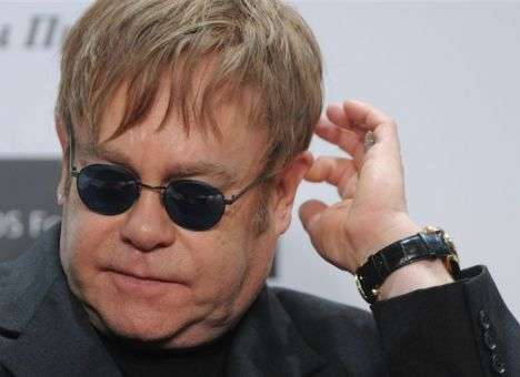 В Кремле прокомментировали «разговор» Путина и Элтона Джона (ФОТО)