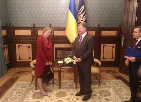 Порошенко вычеркнул из санкционного списка несколько фамилий