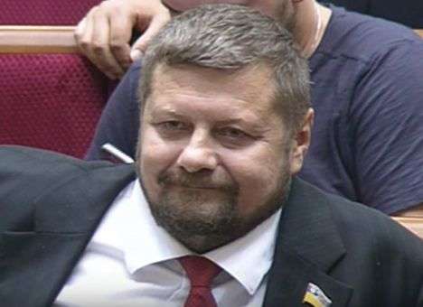 Стало известно, куда утром повезут Мосийчука