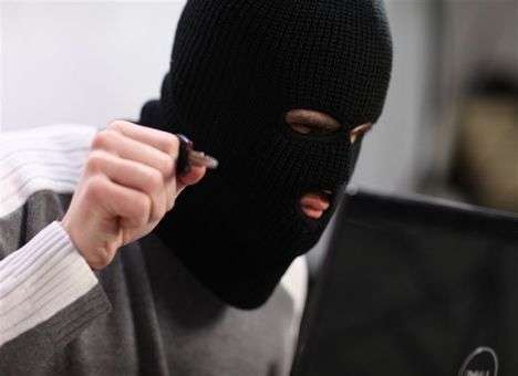 Россия наняла хакеров для слежки за США и ЕС