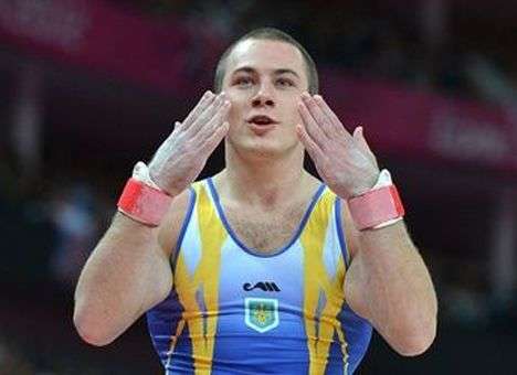 Украинский гимнаст завоевал две медали на Кубке мира