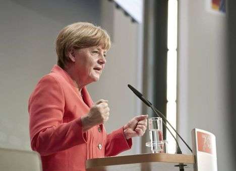 Меркель теряет популярность, - опрос