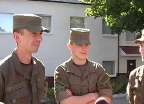 Гвардейская династия: родные братья сели за парты академии (ФОТО, ВИДЕО)