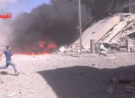 Столбы огня и дыма: Первые кадры ударов российской авиации в Сирии, - СМИ (ВИДЕО)