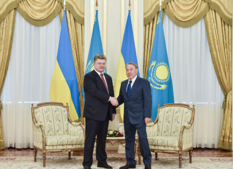 Порошенко и Назарбаеву потребовалось больше времени для переговоров