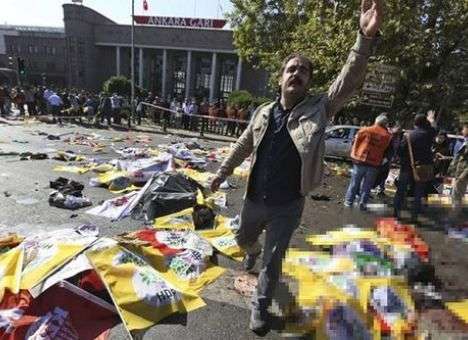 Взрывы в Турции: Число жертв возросло почти в 3 раза (ФОТО, ВИДЕО)