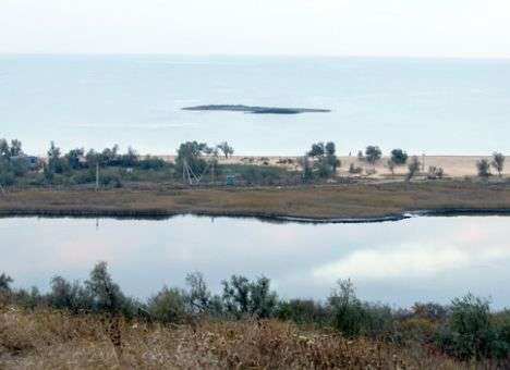 В Азовском море появился остров (ВИДЕО)
