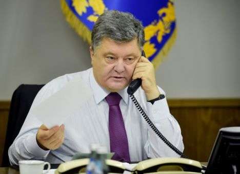 Порошенко и Меркель обсудили использование «окна возможностей»