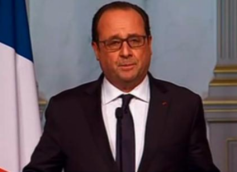 Олланд заявил, что теракты в Париже организованы ИГИЛ