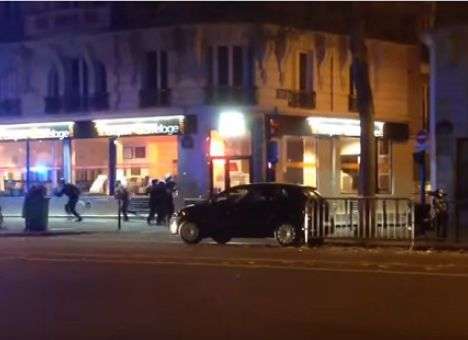 Опубликованы новые кадры бойни в Париже (ВИДЕО)