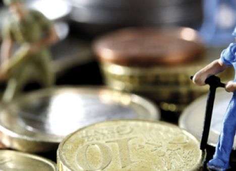 Как в Украине изменилась зарплата за год (ИНФОГРАФИКА)