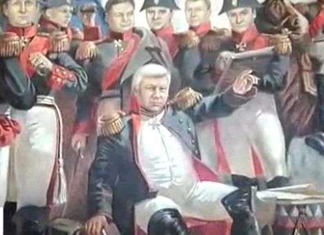 Пшонка и мародеры: В роскошных домах экс-генпрокурора не осталось даже паркета (ВИДЕО)