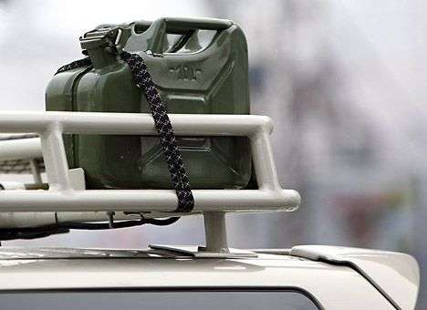 В Крыму начался топливный ажиотаж