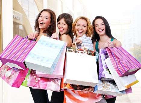 Аналитики рассказали, кому в Украине готовы платить больше (ИНФОГРАФИКА)