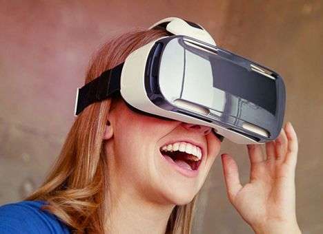 Samsung проектирует геймпад для шлема виртуальной реальности Gear VR