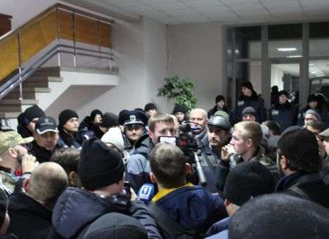 Между приехавшими в Кривой Рог нардепами и проигравшим кандидатом в мэры Милобогом произошел раскол