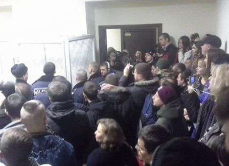 Подозреваемый в убийстве Бузины за решеткой стал «старше» на год