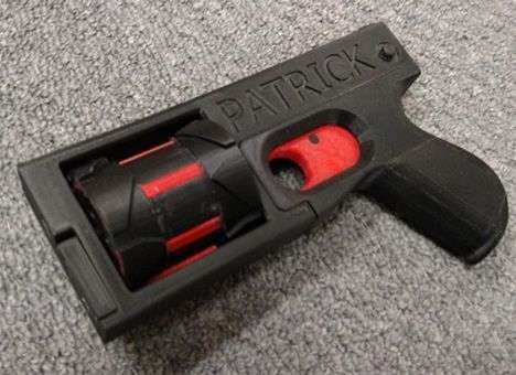 Студент напечатал револьвер на 3D-принтере (видео)