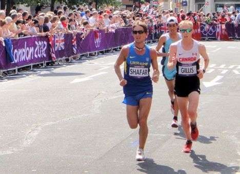 Двое украинцев стали победителями марафона в Китае