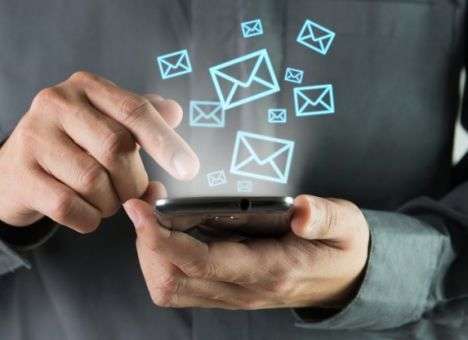 Психологи выяснили, как отправлять «лживые», но правдивые SMS