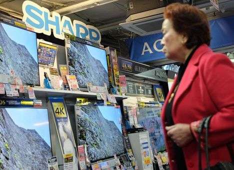 Samsung может купить дисплейный бизнес Sharp