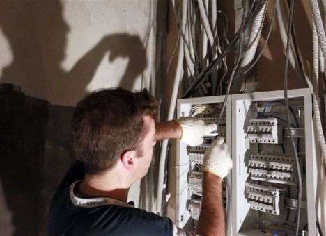 Кабмин вводит чрезвычайный режим в энергетике