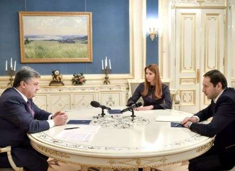 Иновещанию быть: Порошенко подписал закон