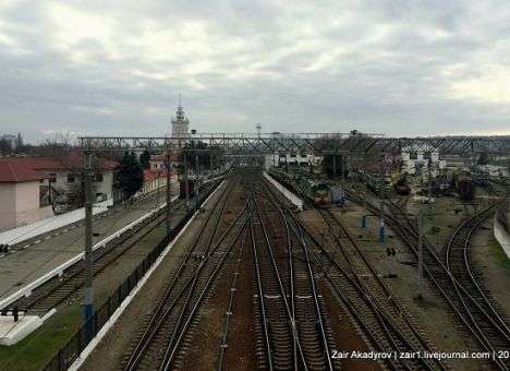 Ни людей, ни поездов: Как сегодня выглядит вокзал в Симферополе (ФОТО)