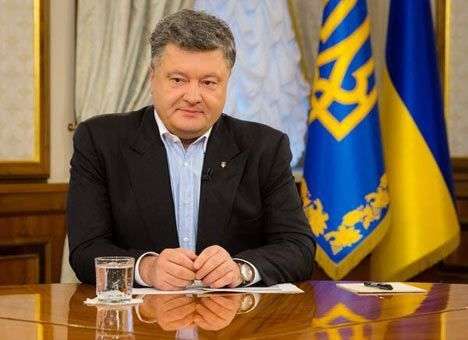 Порошенко попросил у маленького Иисуса больших перемен к лучшему