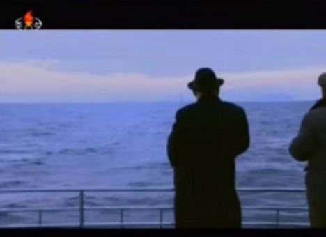 Опубликован улыбающийся Ким Чен Ын на фоне своего нового оружия (ВИДЕО)