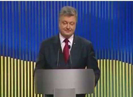 «Кошелек» Порошенко, стал хитом соцсетей (ФОТО) (ВИДЕО)