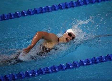 Американка побила рекорд в плавании на 800 метров